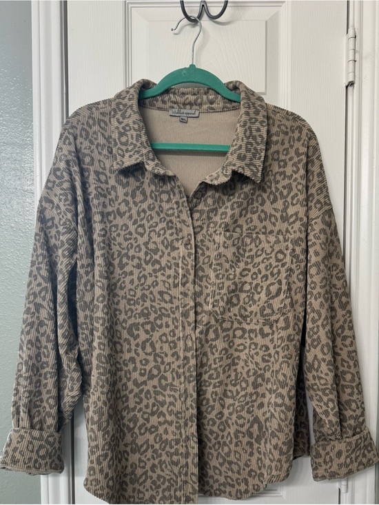 wild fable Jackets & Blazers - Wild Fable Taupe Leopard Print Corduroy Button-Up Shacket